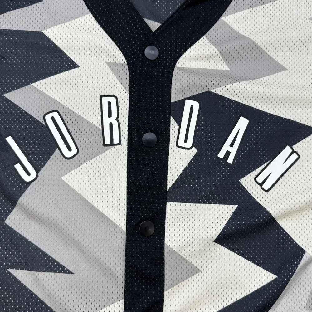 Jordan Baseball Jersey Mens Medium Black Grey Geometric Mesh Streetwear Sports